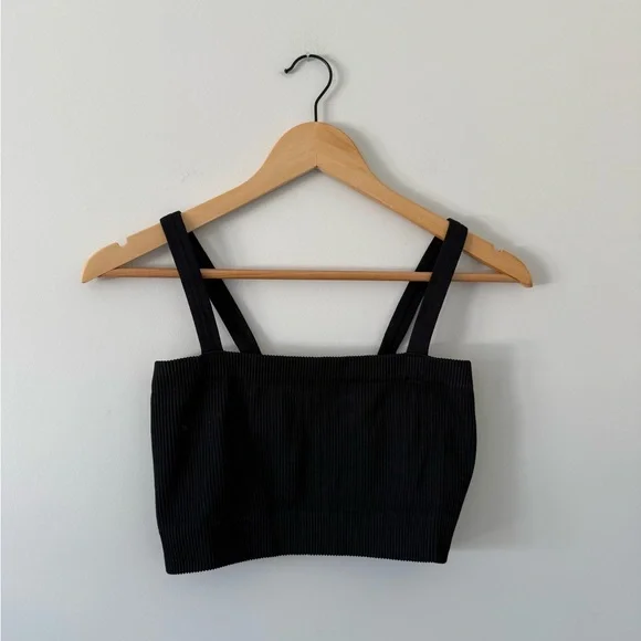 DYNAMITE Ribbed Crop Tank Set — size XS/S - Picture 3 of 6